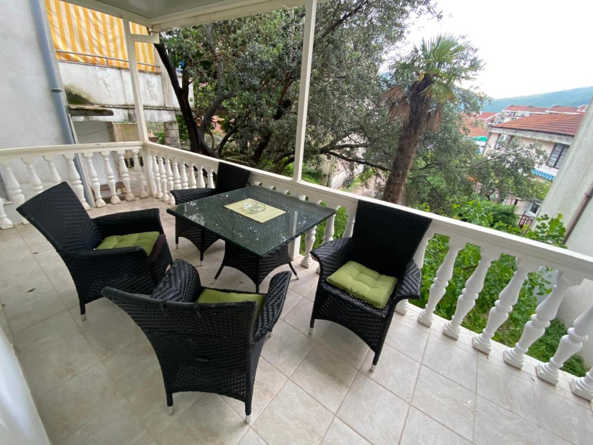 Bato Apartment